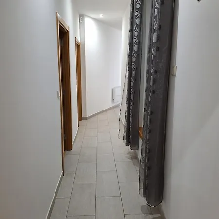 Le Petit Plaisir Des Caves Апартаменты